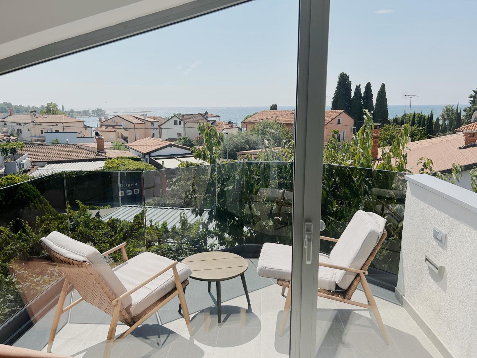 Sunny House Apartman
